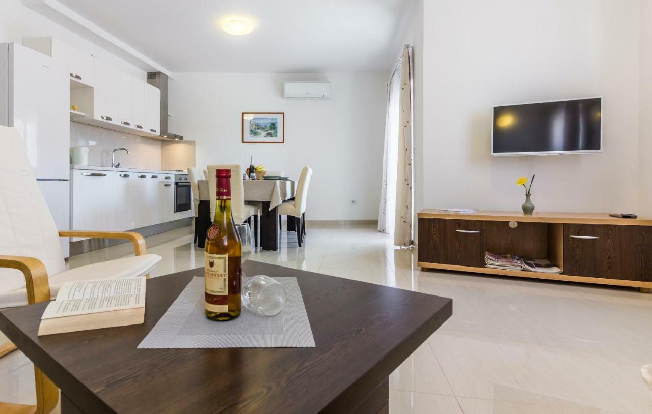Apartman Kp Medulin Extérieur photo