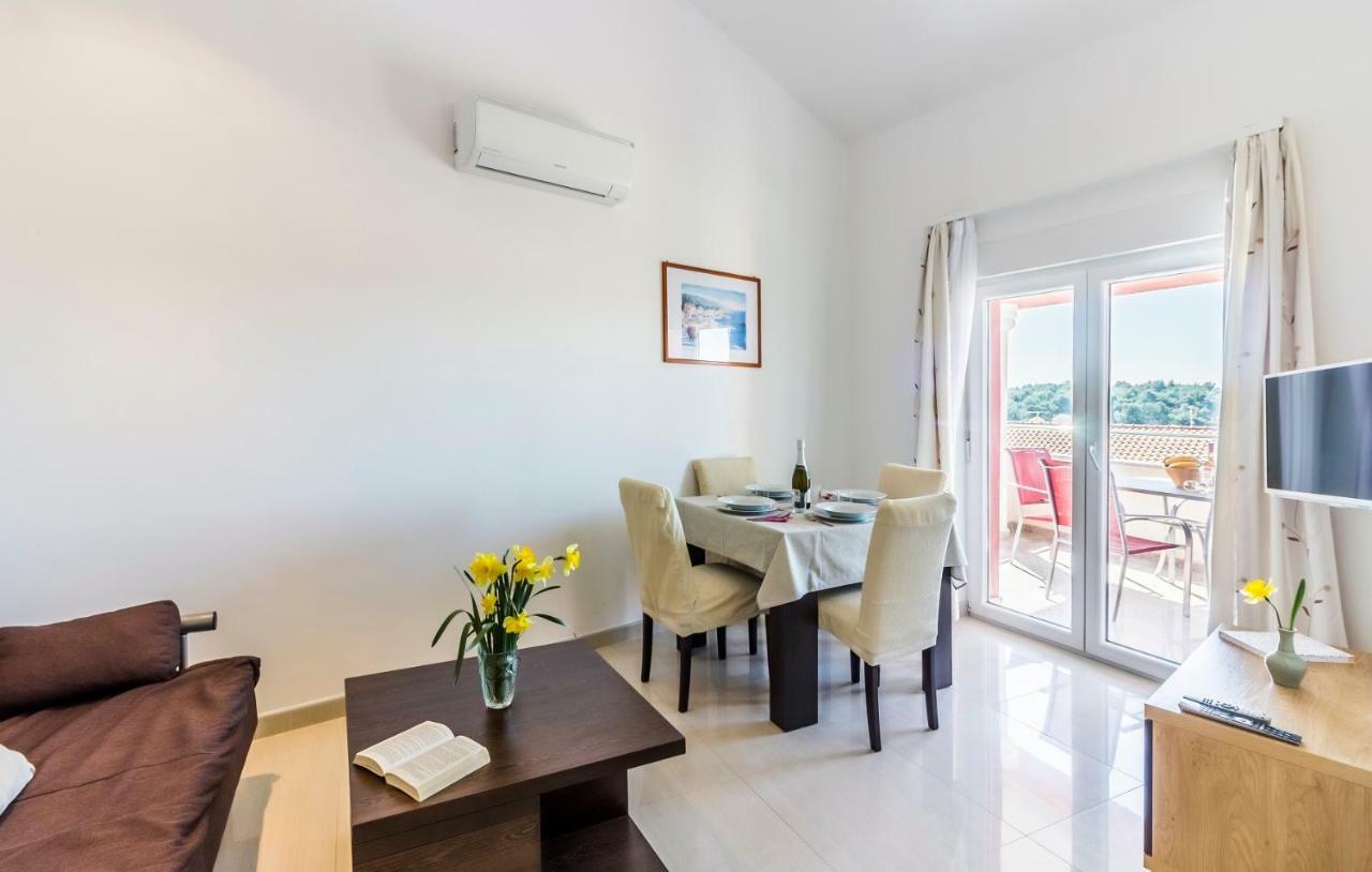 Apartman Kp Medulin Extérieur photo